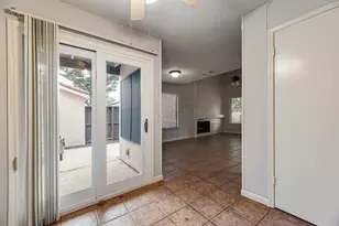 511 Ranch Trail, Irving, TX 75063 - Photo 8