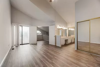 511 Ranch Trail #117, Irving, TX 75063 - Photo 12