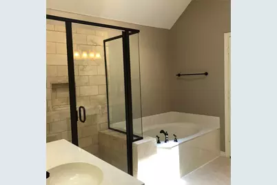 103 Arbor Creek Drive E, Euless, TX 76039 - Photo 22
