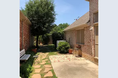 103 Arbor Creek Drive E, Euless, TX 76039 - Photo 40