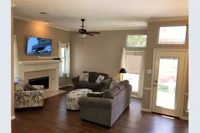 103 Arbor Creek Drive E, Euless, TX 76039 - Photo 4