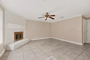5908 Willow Valley Dr, Arlington, TX 76017 - Photo 6