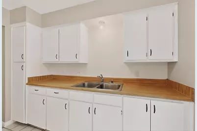 5908 Willow Valley Drive, Arlington, TX 76017 - Photo 10