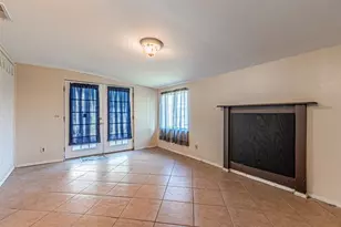 2009 Meadow Lark Ln, Irving, TX 75060 - Photo 16