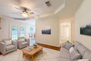 6505 Big Springs Dr, Arlington, TX 76001 - Photo 6