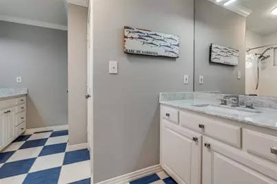 4557 Lorraine Avenue, Highland Park, TX 75205 - Photo 30