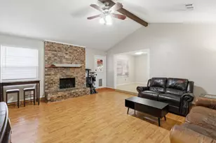 5506 Grantmont Dr, Arlington, TX 76016 - Photo 14