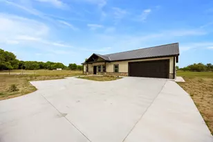 121 Brazier Rd, Ennis, TX 75119 - Photo 4