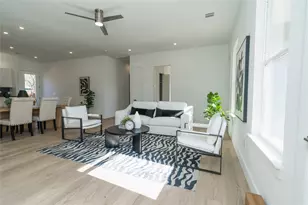 115 E Ireland Dr, Irving, TX 75062 - Photo 2