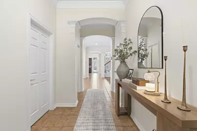 2520 Kodiak Circle, Euless, TX 76039 - Photo 2