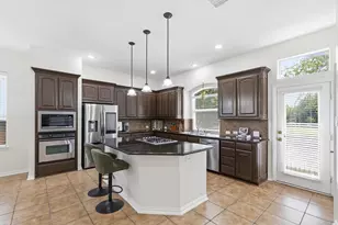 2520 Kodiak Cir, Euless, TX 76039 - Photo 8