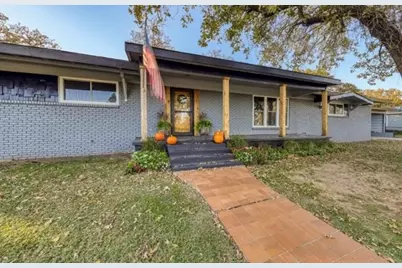 1201 NW 6th Avenue, Mineral Wells, TX 76067 - Photo 4