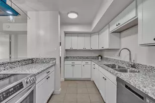 6705 Greenfield Dr, Arlington, TX 76016 - Photo 10