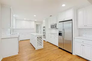 5820 Forest Ln, Dallas, TX 75230 - Photo 10