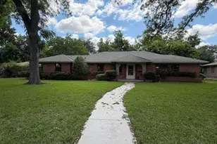 1825 Arrow Ln, Garland, TX 75042 - Photo 1
