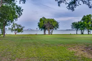 730 Peninsula Bend, Shady Shores, TX 76208 - Photo 38