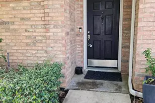611 Ashbrook Ct, Euless, TX 76039 - Photo 2