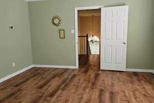 611 Ashbrook Ct, Euless, TX 76039 - Photo 10