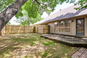 2080 Montclair Ln, Lewisville, TX 75067 - Photo 22