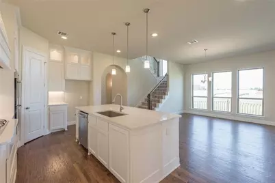 560 Thoroughbred Avenue, Frisco, TX 75036 - Photo 12