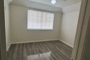 8127 Stonehurst St, Dallas, TX 75217 - Photo 2