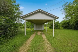 808 N Reagan St, West, TX 76691 - Photo 20