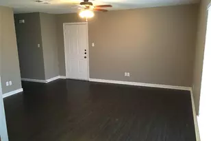 141 W Canton St, Palmer, TX 75152 - Photo 1