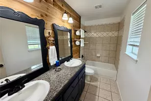 826 Gilliland Rd, Springtown, TX 76082 - Photo 22