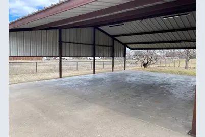 826 Gilliland Road, Springtown, TX 76082 - Photo 8