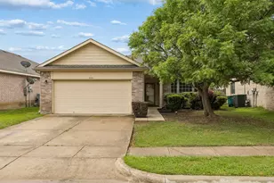 5116 Meridian Ln, Fort Worth, TX 76244 - Photo 2