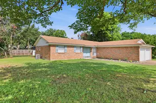 801 Gettysburg Pl, Bedford, TX 76022 - Photo 2