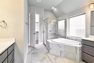 333 Cowling Dr, Little Elm, TX 75068 - Photo 10