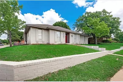 2303 Silverthorne Drive, Dallas, TX 75287 - Photo 2