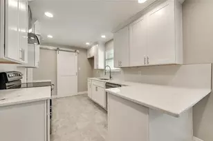 2303 Silverthorne Dr, Dallas, TX 75287 - Photo 8