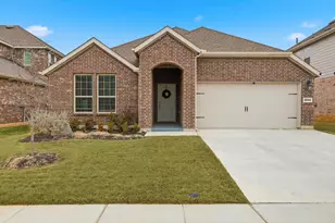 2933 Pinecrest Dr, Aubrey, TX 76227 - Photo 4