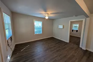 4228 Copeland St, Dallas, TX 75210 - Photo 2