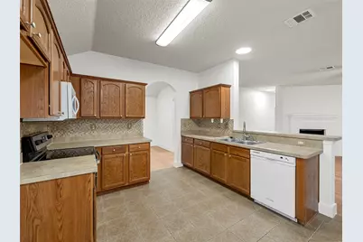 526 Wyoming Drive, Murphy, TX 75094 - Photo 6