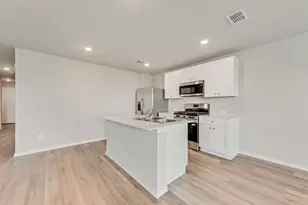 229 Cal Frd Dr, Fort Worth, TX 76247 - Photo 10