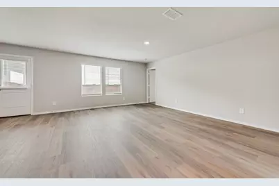 229 Cal Ford Drive, Fort Worth, TX 76247 - Photo 6