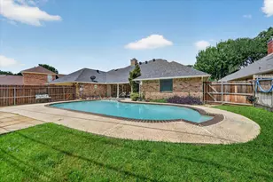2317 Meandering Way, Arlington, TX 76011 - Photo 2