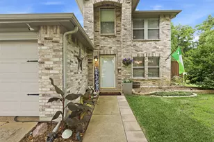 8400 Mild Creek Ln, Denton, TX 76210 - Photo 2