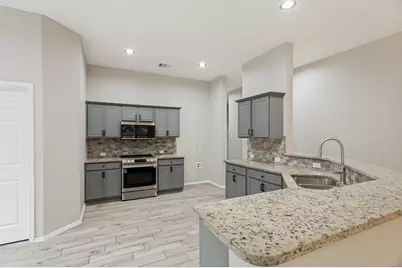 11812 Gold Creek Drive E, Fort Worth, TX 76244 - Photo 8
