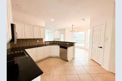 1307 Pawnee Trail, Carrollton, TX 75007 - Photo 16