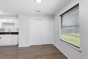 5725 Macneill Dr, Haltom City, TX 76148 - Photo 12