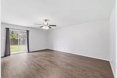 5725 Macneill Drive, Haltom City, TX 76148 - Photo 8