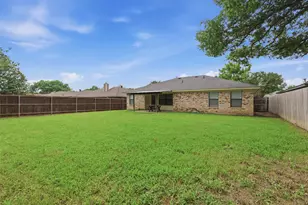 6640 Inwood Dr, Watauga, TX 76148 - Photo 32