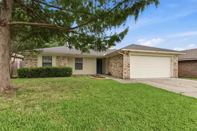6640 Inwood Drive, Watauga, TX 76148 - Photo 1