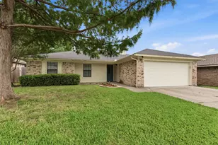 6640 Inwood Dr, Watauga, TX 76148 - Photo 1