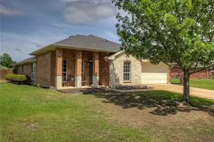 2744 Stoney Hollow Ln, Rockwall, TX 75087 - Photo 2