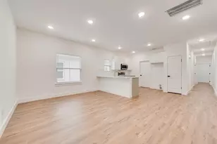 1807 Franklin Ave, Bonham, TX 75418 - Photo 2